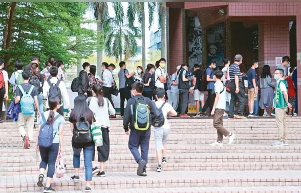 全台师资荒老师被迫超钟点代课 求人若渴 只盼课表不开天窗