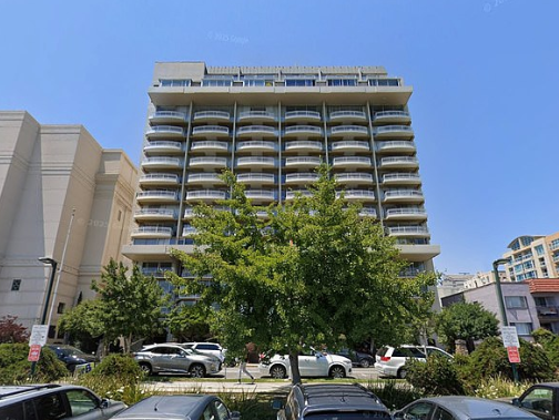 房价暴跌30% 全美最疲软房地产市场 大批门店倒闭 川普也点名