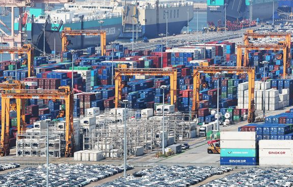 韩国10月前20天出口下降7.8% 对美出口骤减24.7%
