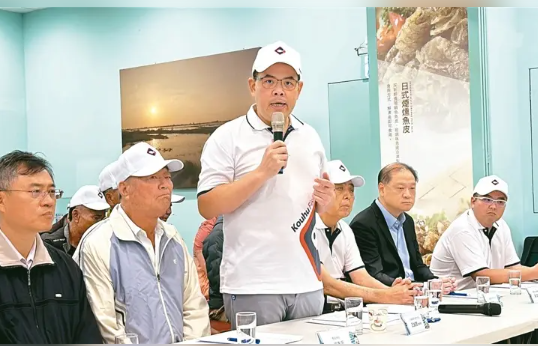 台湾鲷乌龙案 高雄卫局长仅被口头告诫陈其迈二度道歉