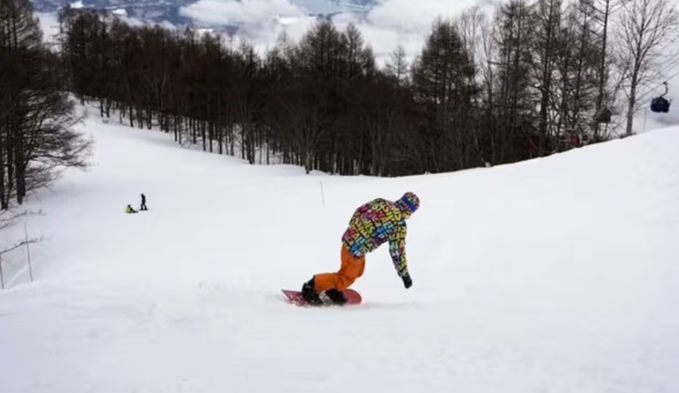 日本滑雪场数量锐减四成 创历史新低