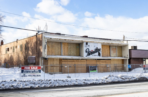 $1求接盘 地标老店、华人超市商圈 统统1块大甩卖