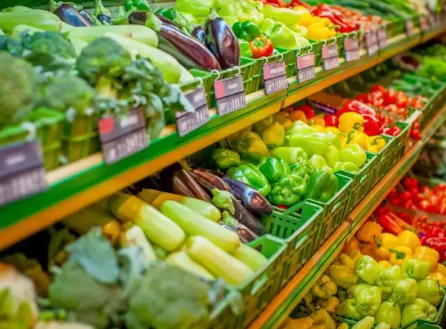 战争+碳税双重暴击! 加拿大本月买菜开支要飙涨 大米首当其冲 油价破$1.90!