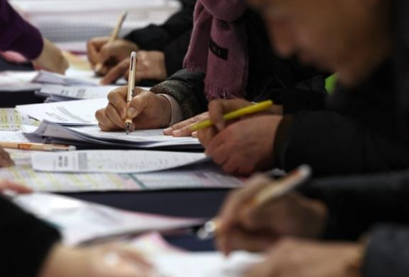 韩国进入超高龄社会…65岁以上人口占比破21%